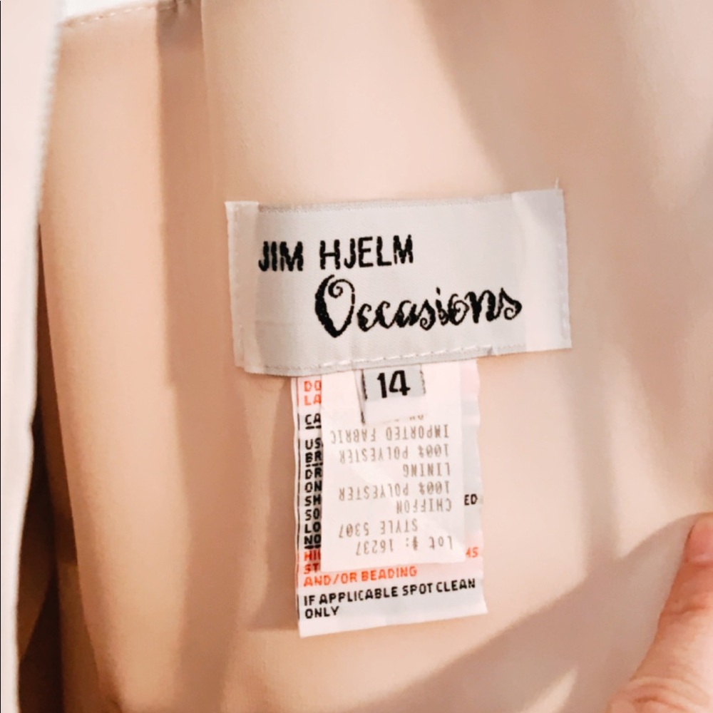 BRIDESMAIDS/PROM DRESS - Picture 6 of 6